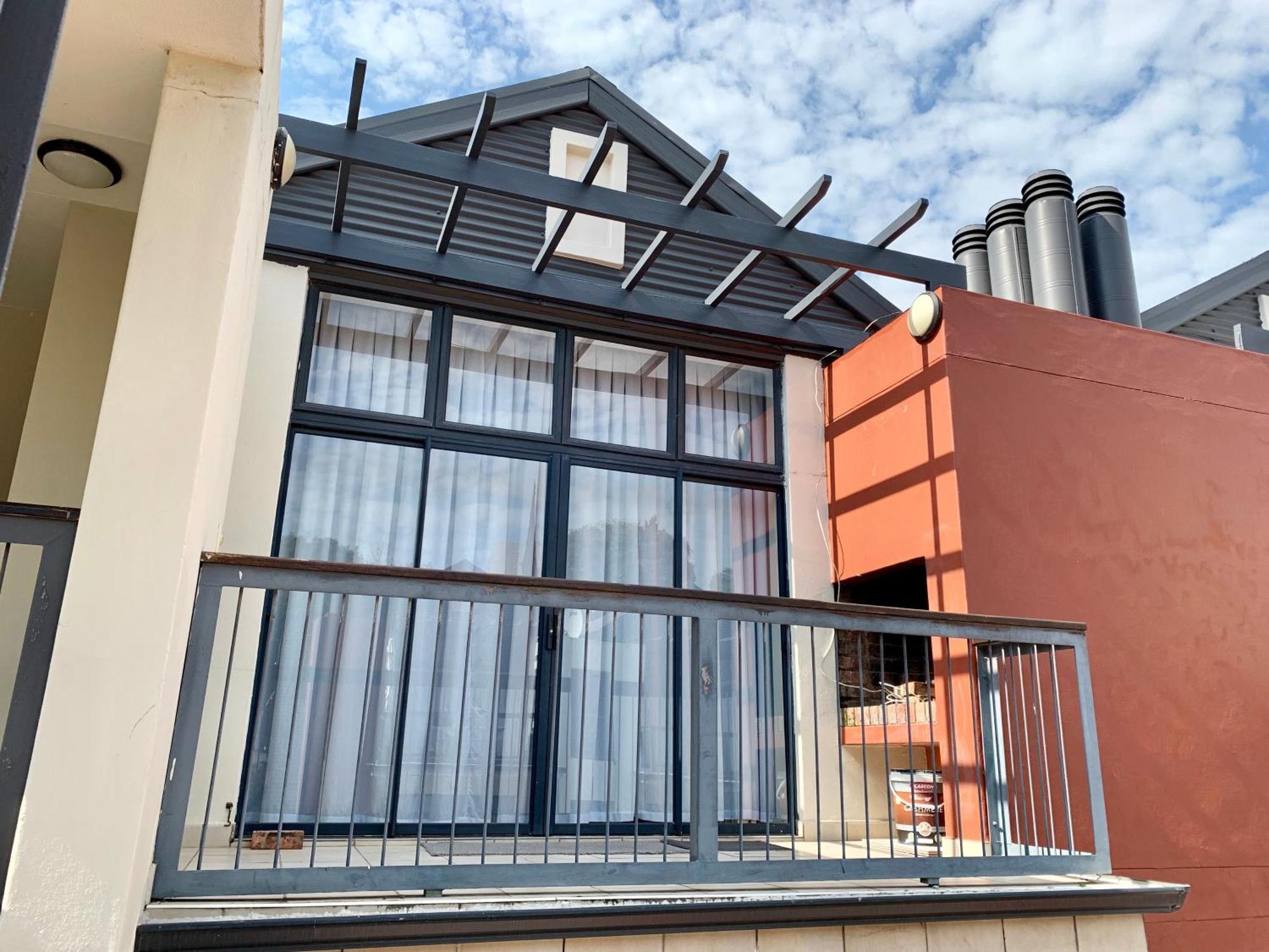 Oyster Lagoon Villa - Luxurious 2 Bed Apartment In Knysna Exterior photo