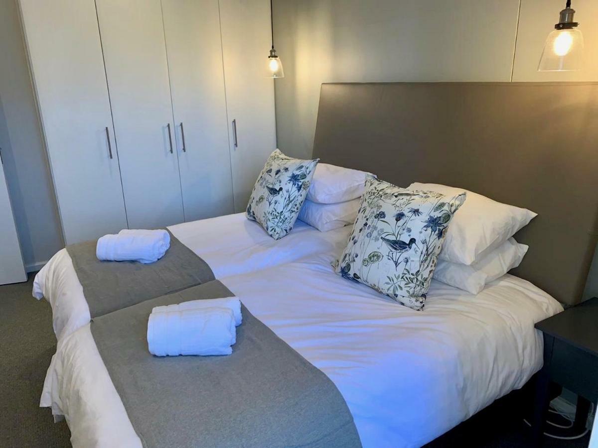 Oyster Lagoon Villa - Luxurious 2 Bed Apartment In Knysna Exterior photo