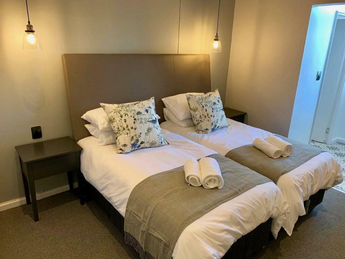 Oyster Lagoon Villa - Luxurious 2 Bed Apartment In Knysna Exterior photo